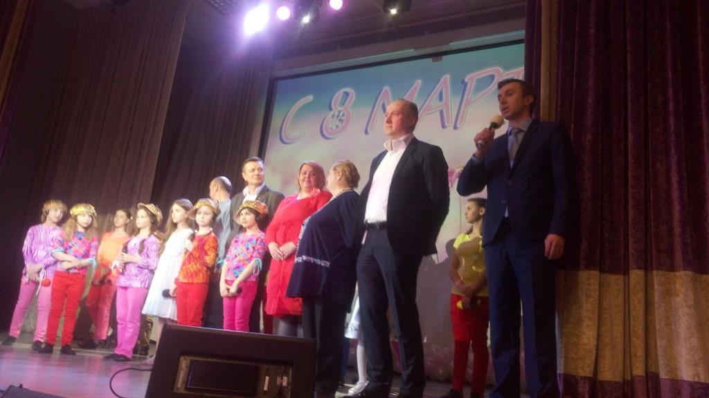 Празднование 8 марта в актовом зале ГБУ "СДЦ"Кентавр"