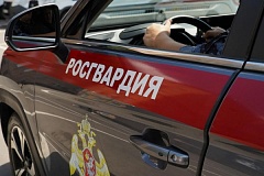 На юго-востоке столицы росгвардейцы задержали иностранца с крупной партией метадона
